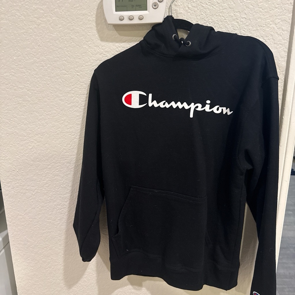 champions black hoodie size small